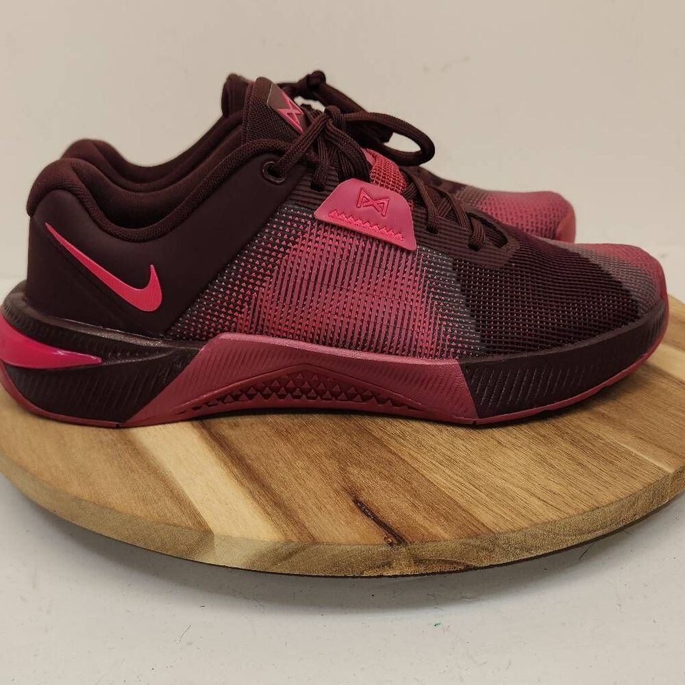Nike Metcon 10 Women's Workout Shoes Size 9.5 Burgundy Pink